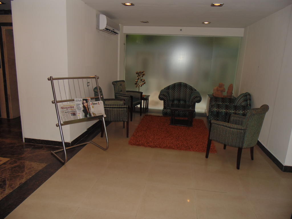 Rosemallow Hotel Ню Делхи Екстериор снимка